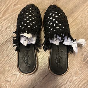 EUC Free People flats size 36